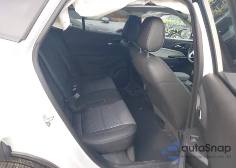 2024 Chevrolet Trax Fwd Lt z USA, uszkodzony, nr VIN KL77LHE22RC172618